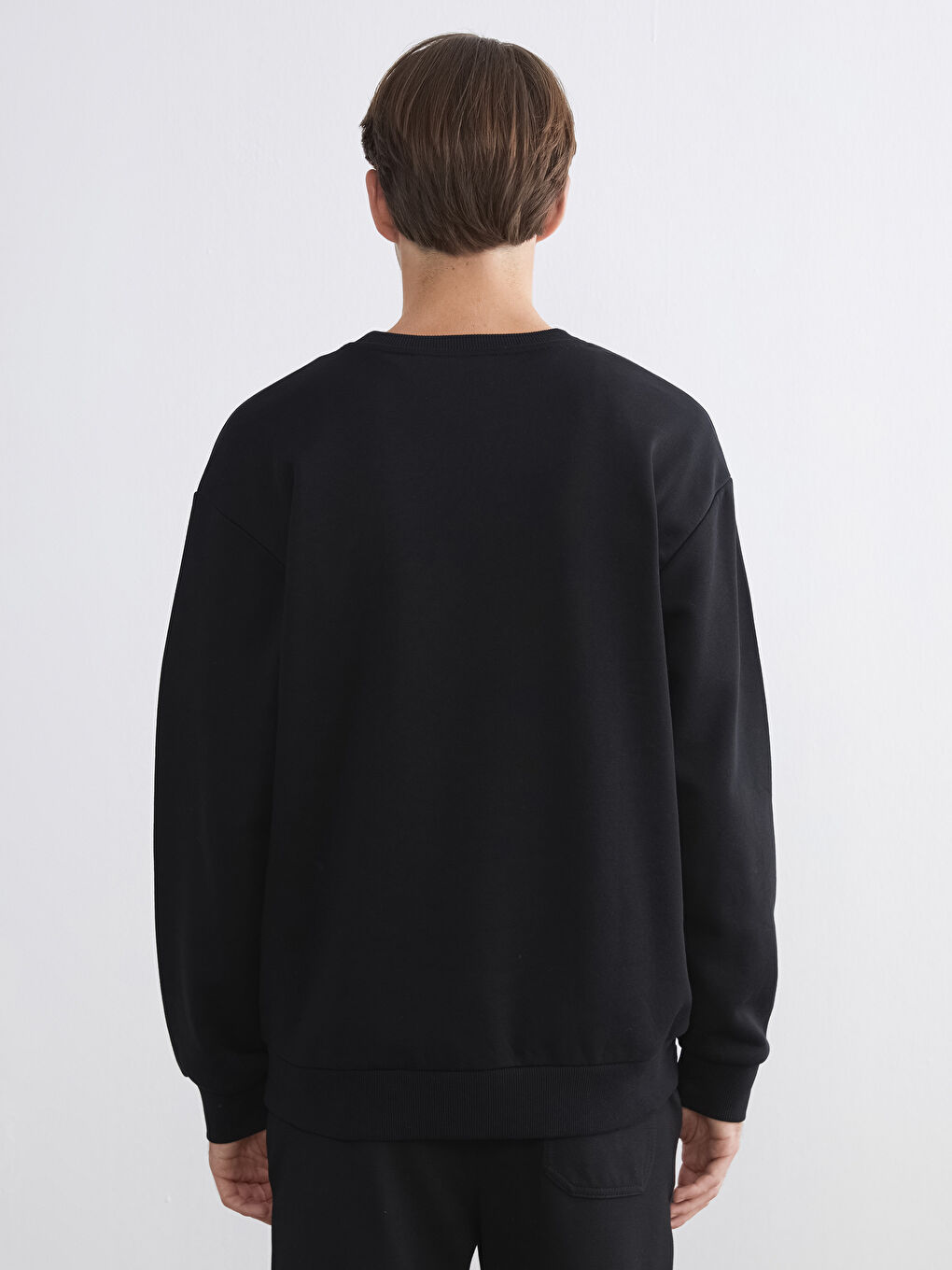 Siyah Bisiklet Yaka Baskılı Erkek Sweatshirt-3