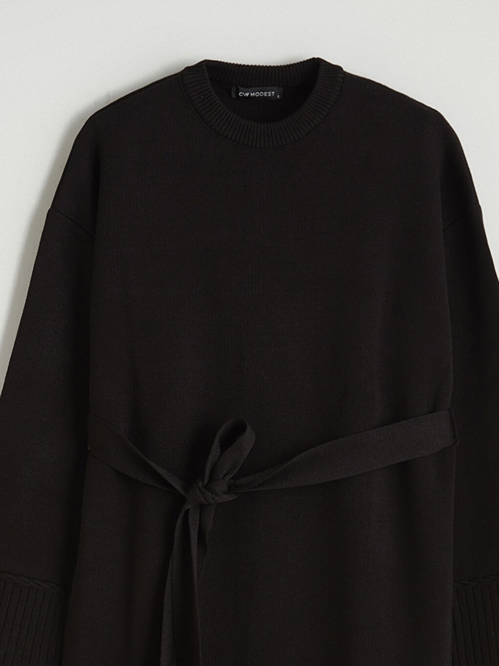 Siyah Bisiklet Yaka Kuşaklı Triko Elbise-5