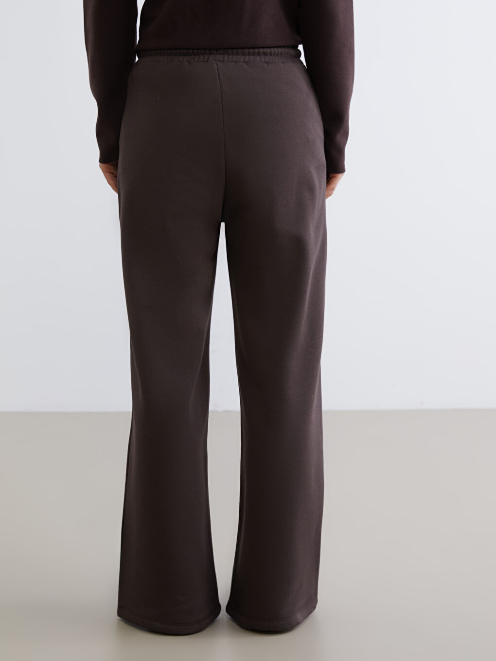 Kahverengi Beli Lastikli Geniş Paça Kadın Eşofman Altı-3