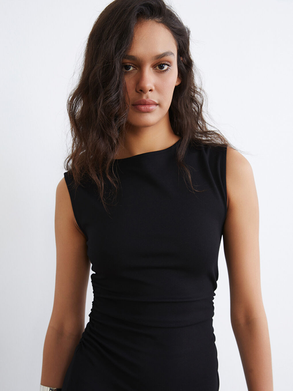 Siyah Bisiklet Yaka Büzgülü Elbise-2