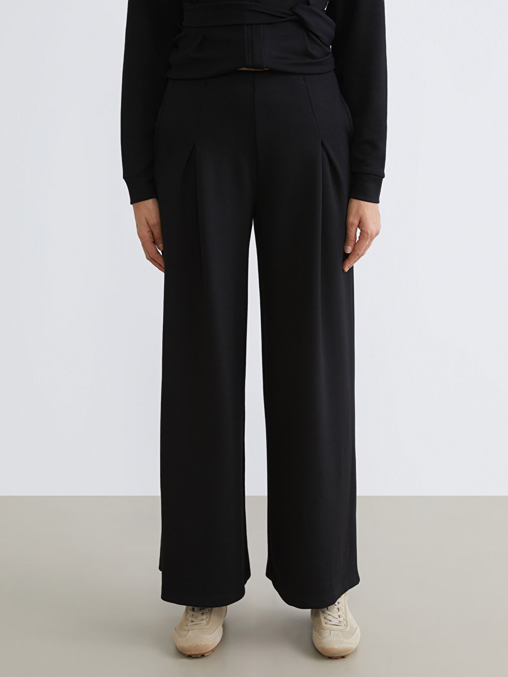 Siyah Loose Fit Geniş Paça Kadın Pantolon-1