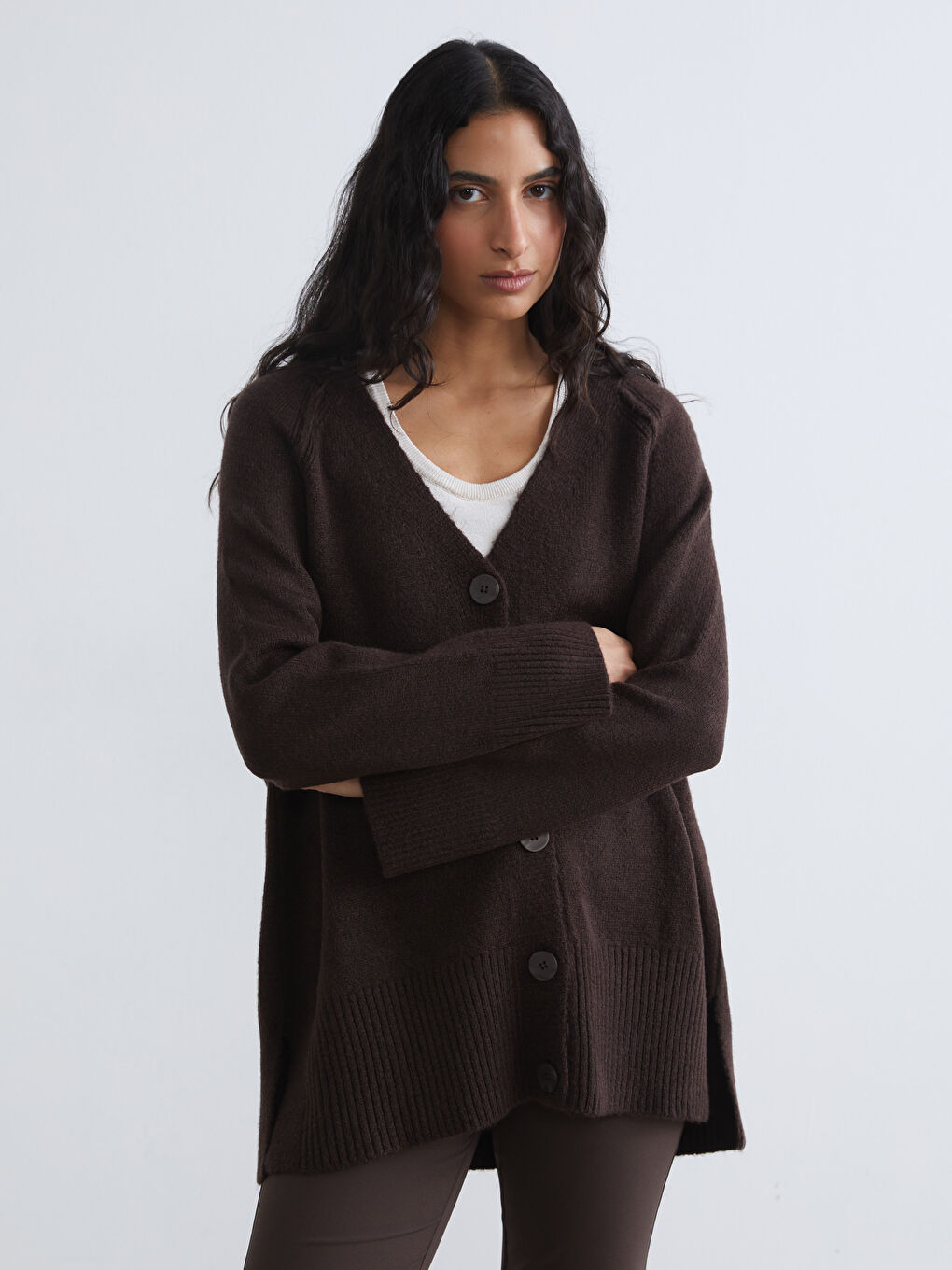 Kahverengi V Yaka Kadın Triko Hırka