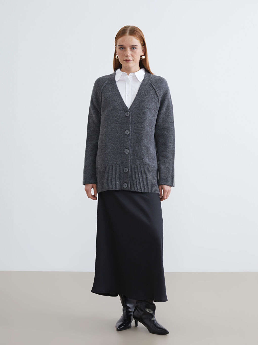 Antrasit V Yaka Kadın Triko Hırka-1