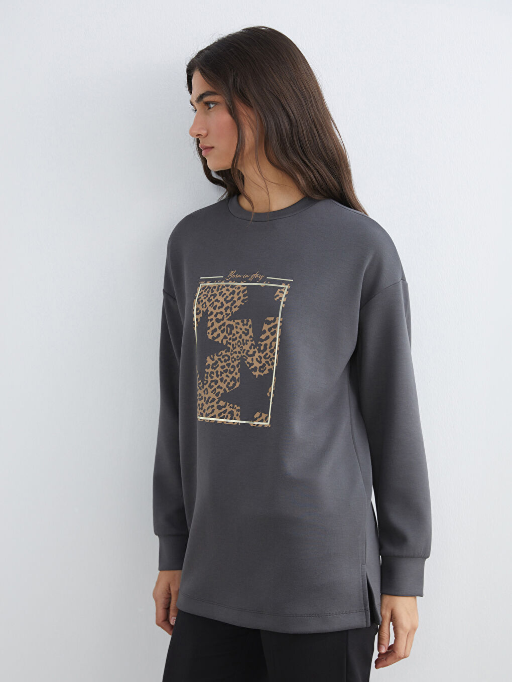 Gri Baskılı Oversize Kadın Sweatshirt Tunik