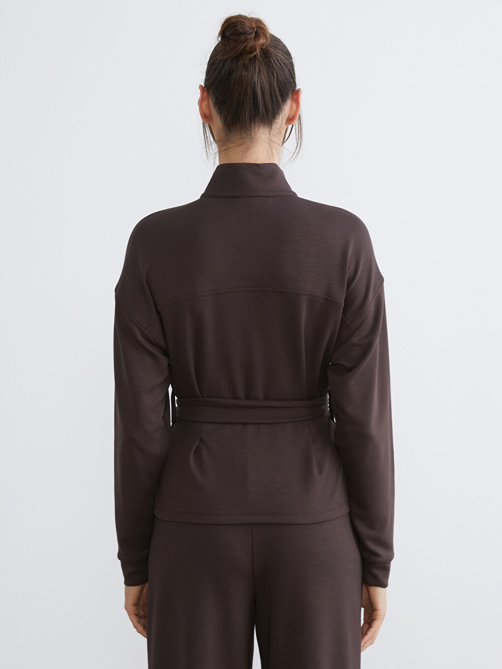 Kahverengi Dik Yaka Kadın Hırka-3