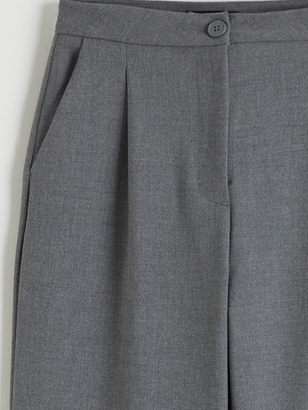 Gri Loose Fit Geniş Paça Kadın Pileli Pantolon-5