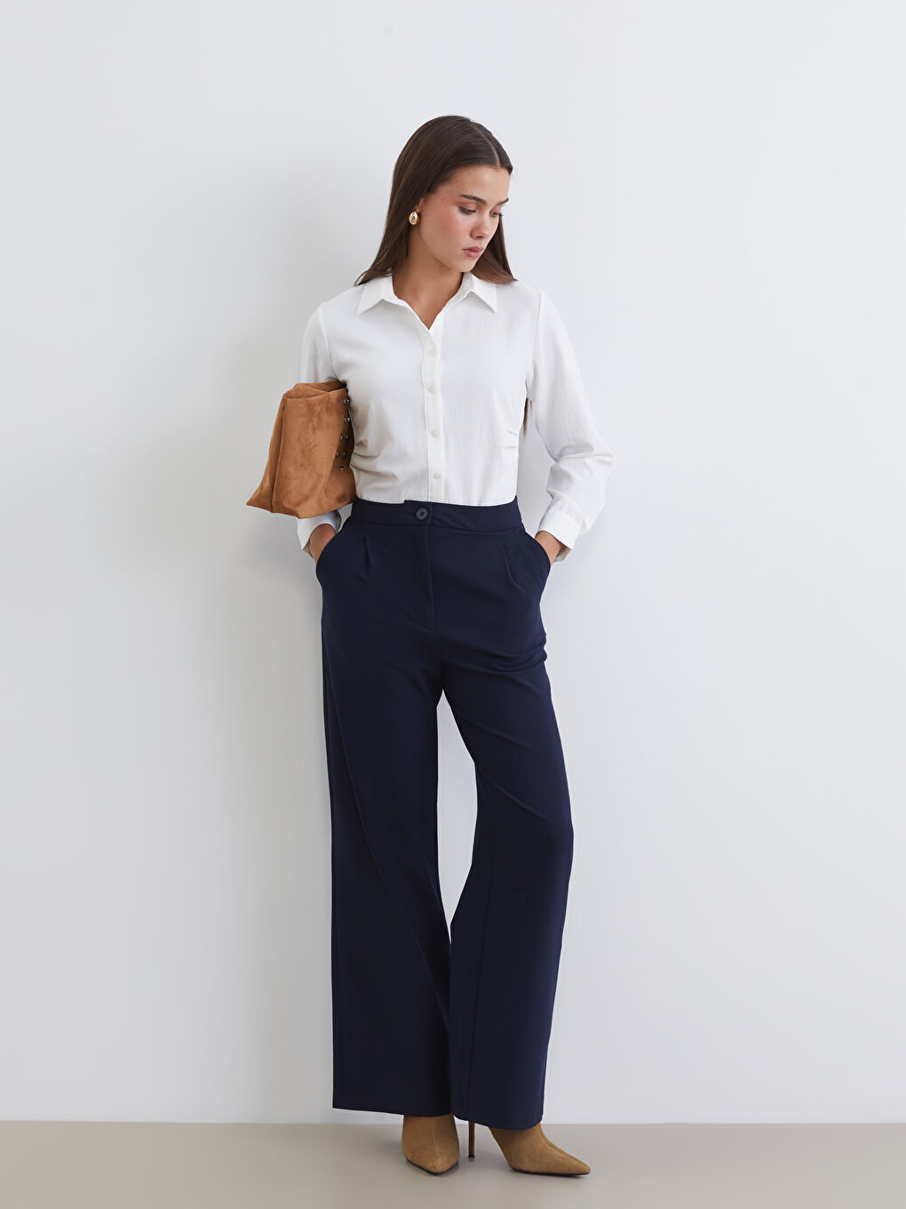 Lacivert Loose Fit Geniş Paça Kadın Pileli Pantolon