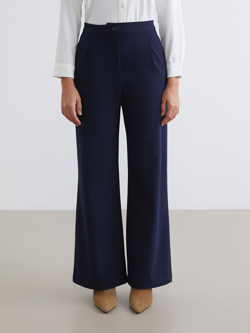 Lacivert Loose Fit Geniş Paça Kadın Pileli Pantolon-1