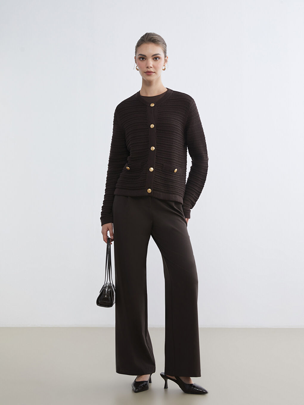 Kahverengi Loose Fit Geniş Paça Kadın Pileli Pantolon