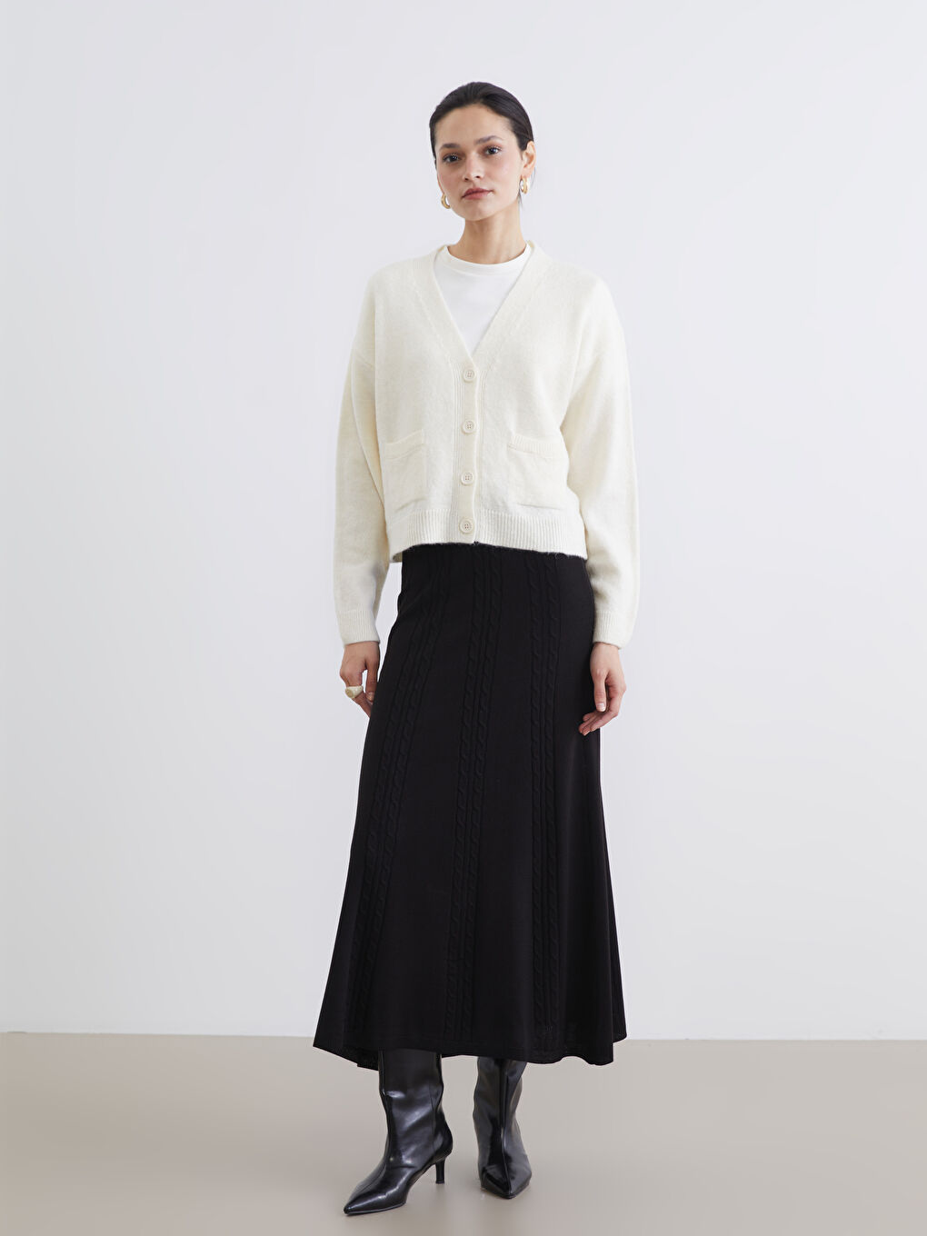 V Neck Women's Knitwear Cardigan-1