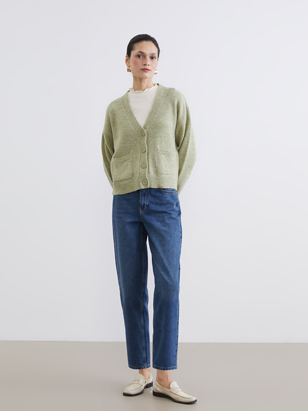 Yeşil V Yaka Kadın Triko Hırka-1