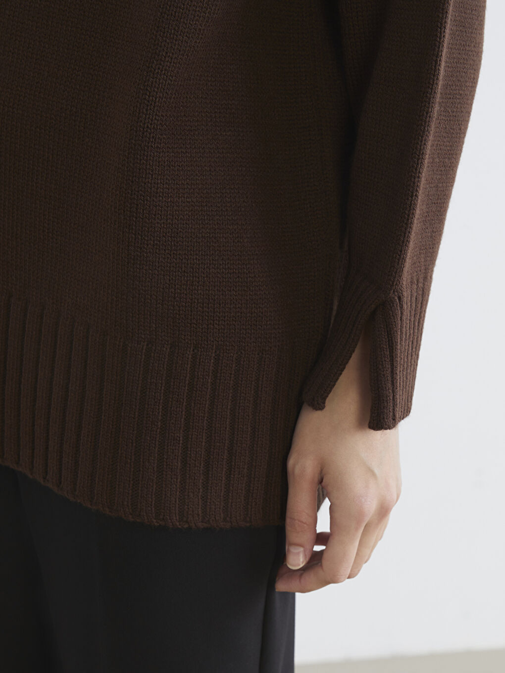 Kahverengi Bisiklet Yaka Oversize Kadın Triko Tunik-2