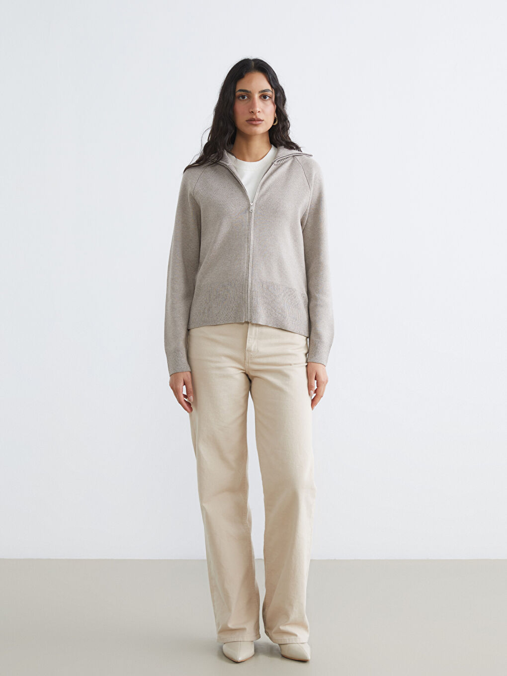 Bej Polo Yaka Kadın Triko Hırka	-1