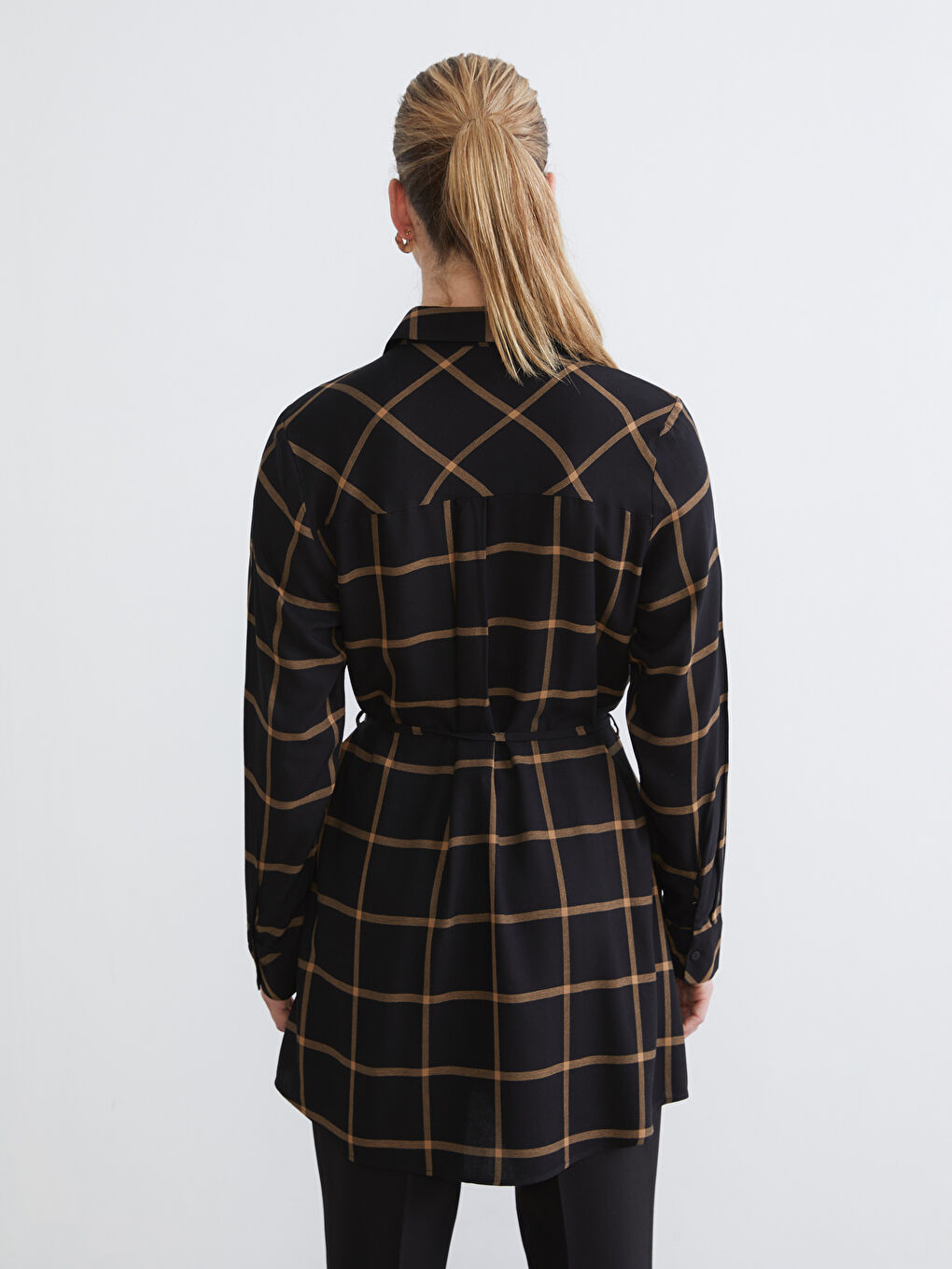 Siyah Beli Kuşaklı Ekose Kadın Gömlek Tunik-3