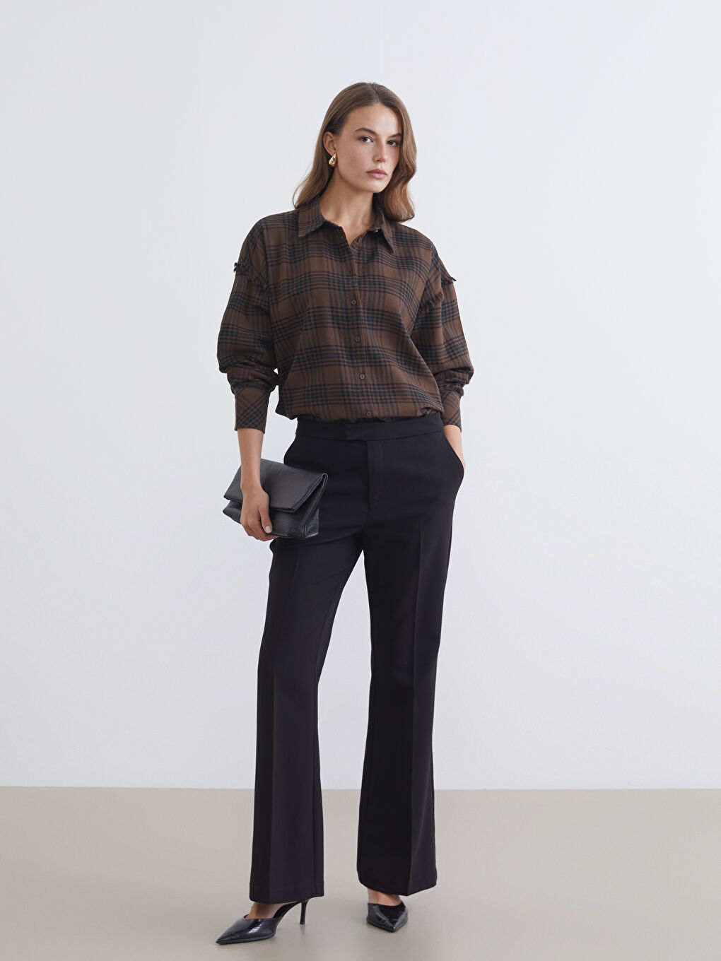 Kahverengi Ekose Kadın Gömlek-1