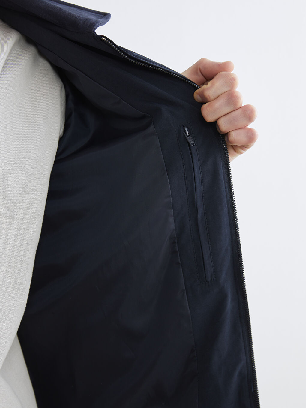 Lacivert Standart Kalıp Gömlek Yaka Kapitoneli Erkek Mont-3