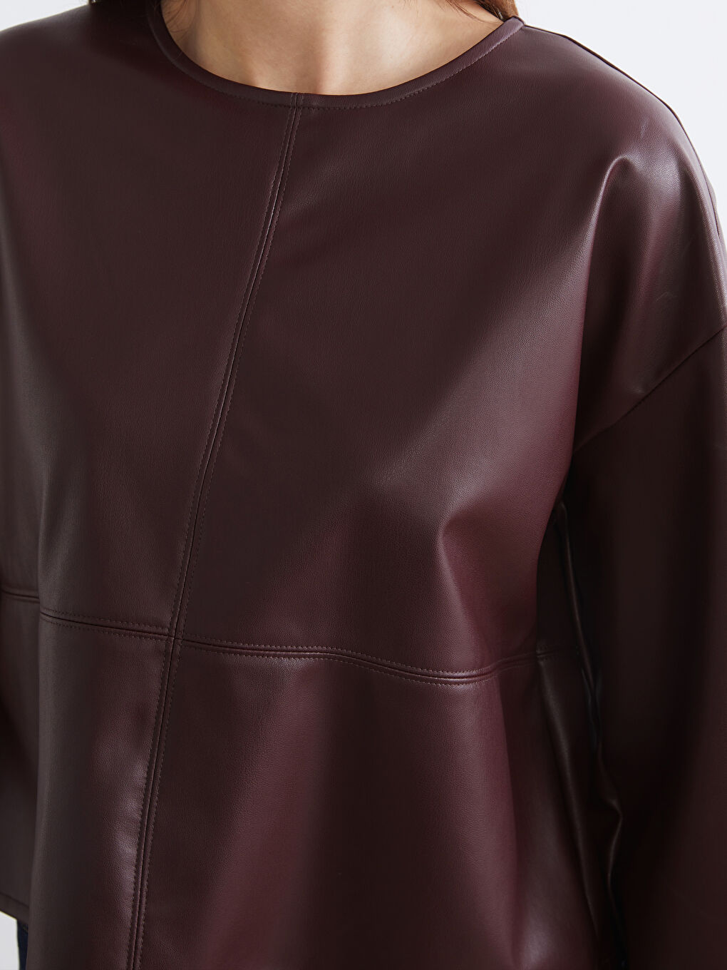 Bordo Bisiklet Yaka Deri Görünümlü Bluz-2