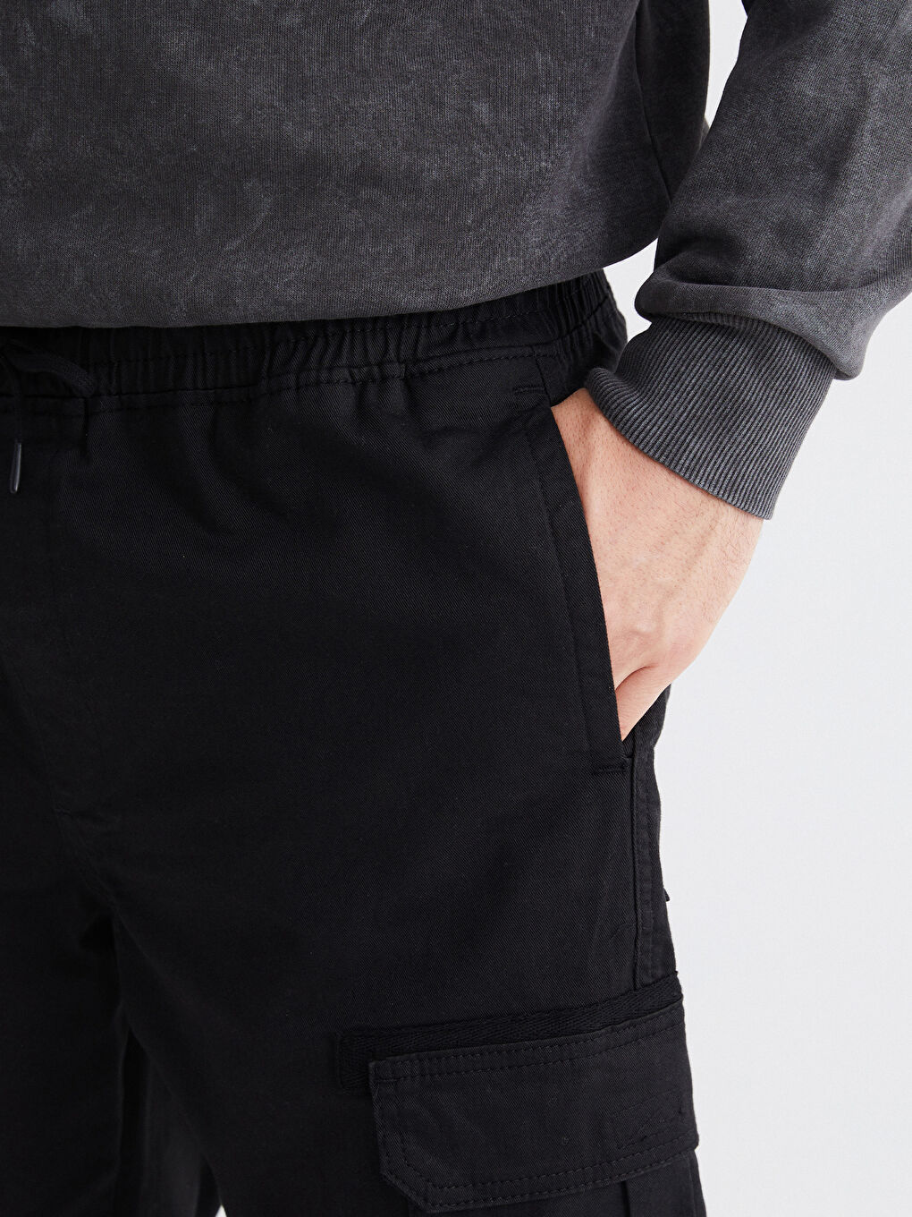 Siyah Standart Kalıp Beli Lastikli Erkek Pantolon-2