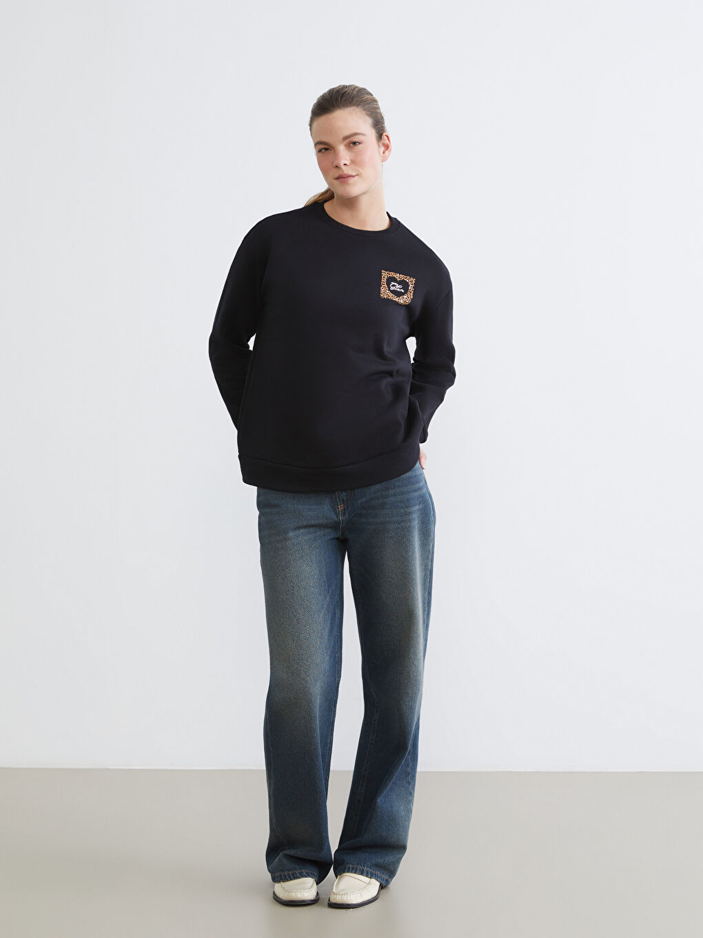 Siyah Baskılı Oversize Kadın Kalın Sweatshirt-1