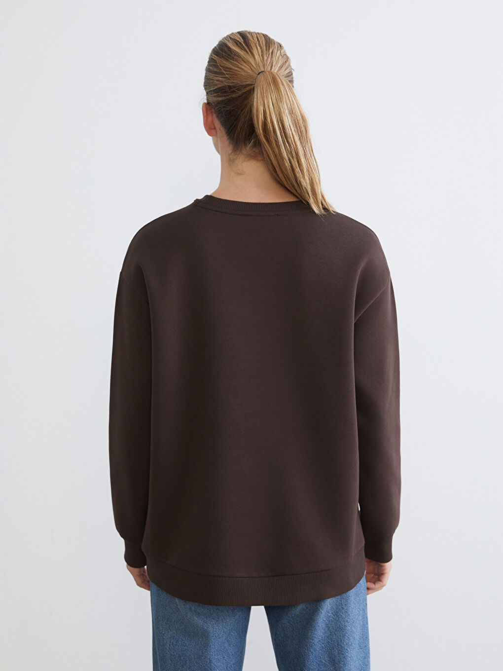 Kahverengi Nakışlı Oversize Kadın Kalın Sweatshirt-3