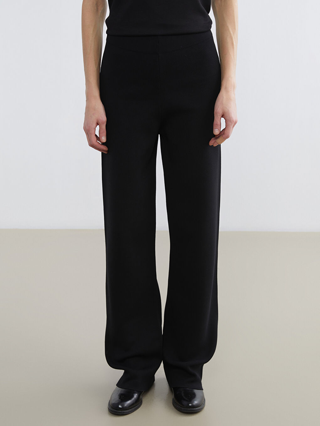 Siyah Beli Lastikli Kadın Triko Pantolon-1