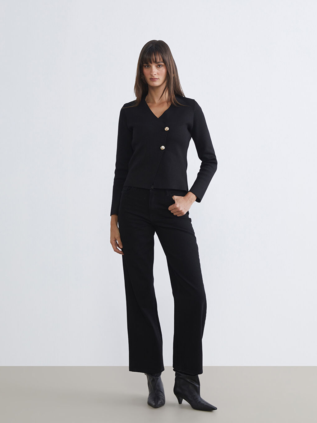 Siyah Kruvaze Yaka Kadın Triko Hırka-1