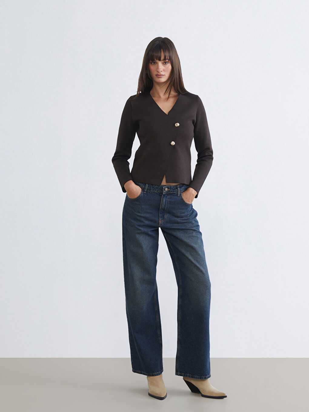 Kahverengi Kruvaze Yaka Kadın Triko Hırka-1