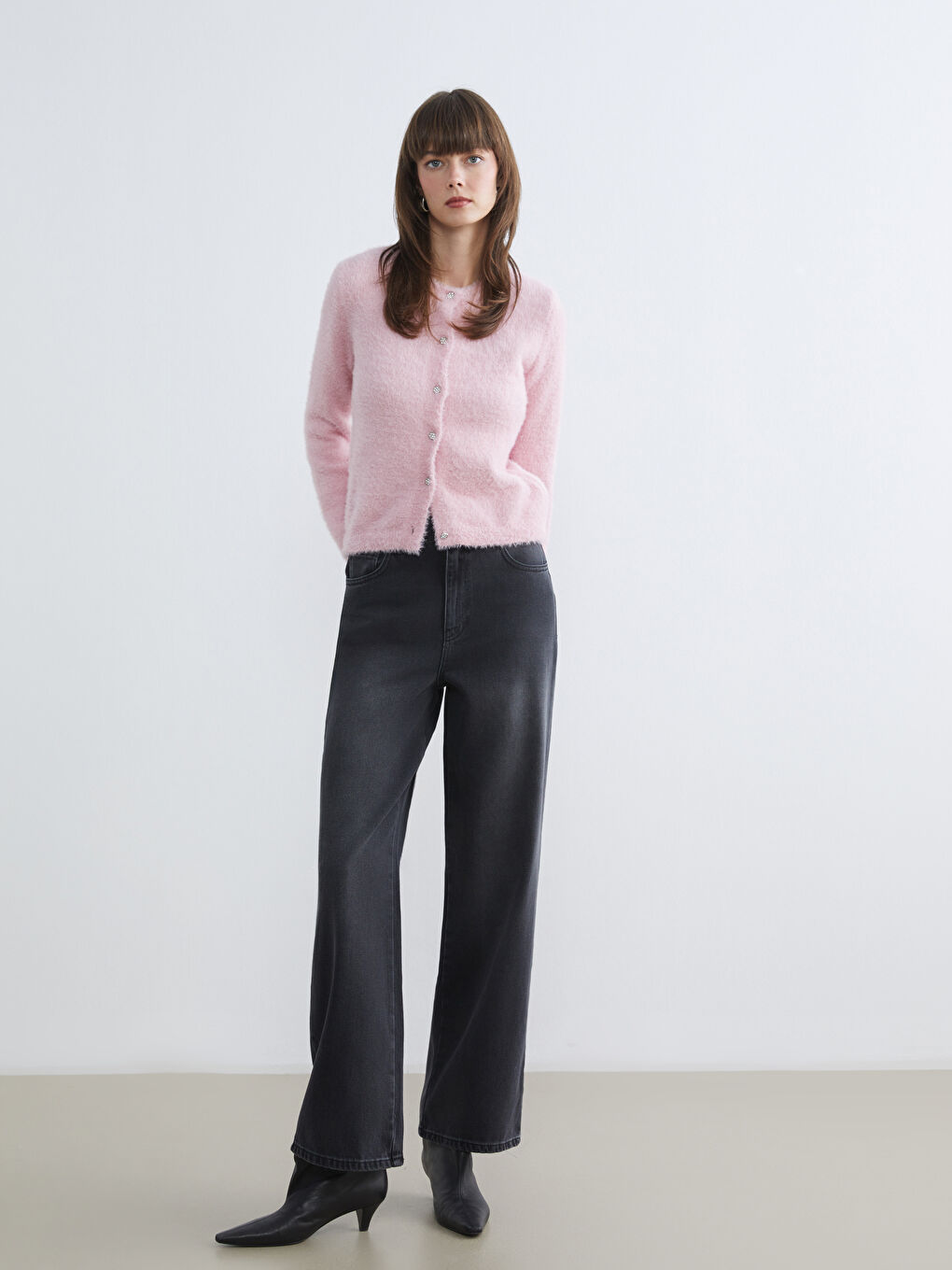 Crew Neck Women's Knitwear Cardigan-1