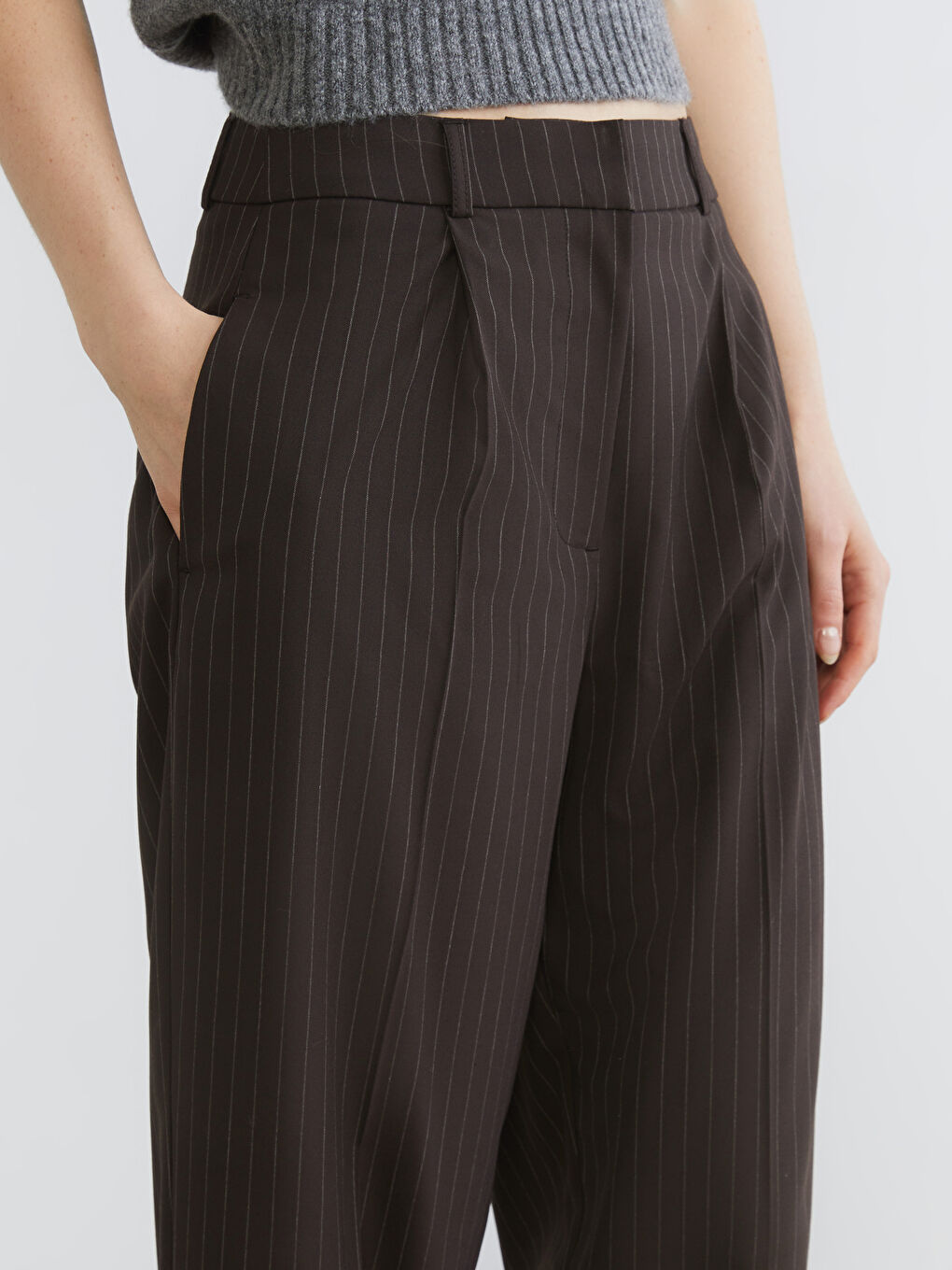 Loose Fit Striped Women's Pleated Trousers-2