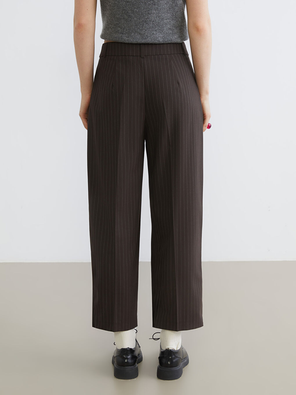 Loose Fit Striped Women's Pleated Trousers-3