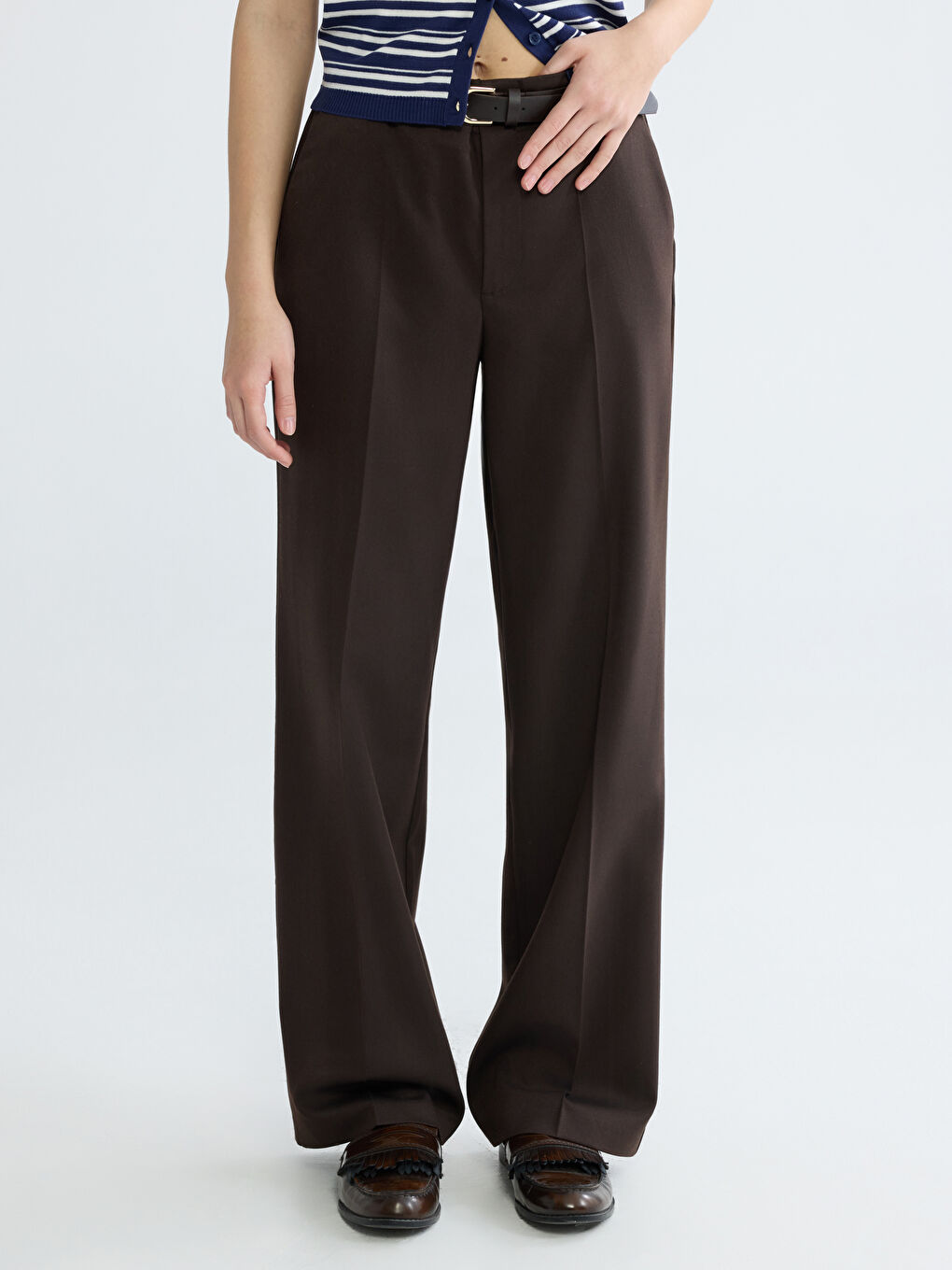 Kahverengi Beli Kemerli Geniş Paça Kadın Pantolon-1