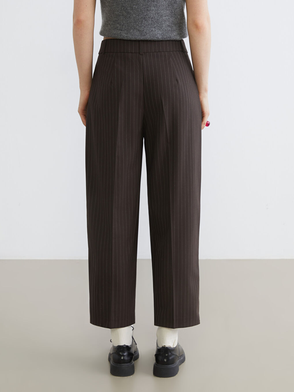 Kahverengi Loose Fit Çizgili Kadın Pileli Pantolon-3
