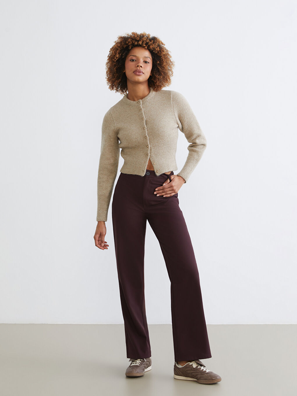 Bej Bisiklet Yaka Kadın Triko Hırka-1