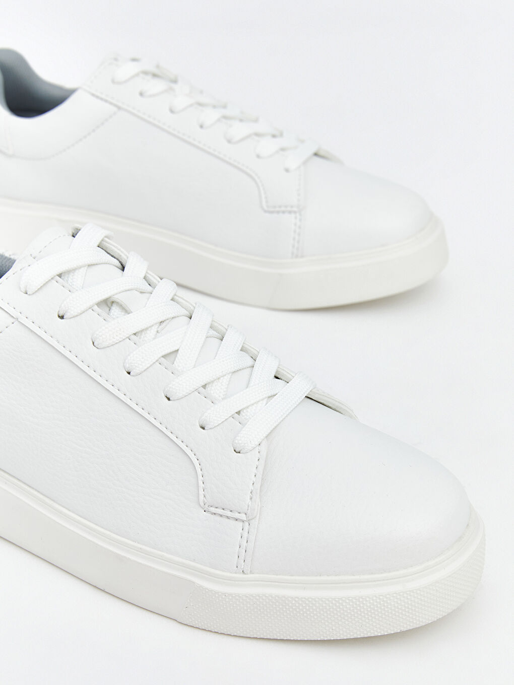 Beyaz Bağcıklı Deri Görünümlü Erkek Spor Ayakkabı-2