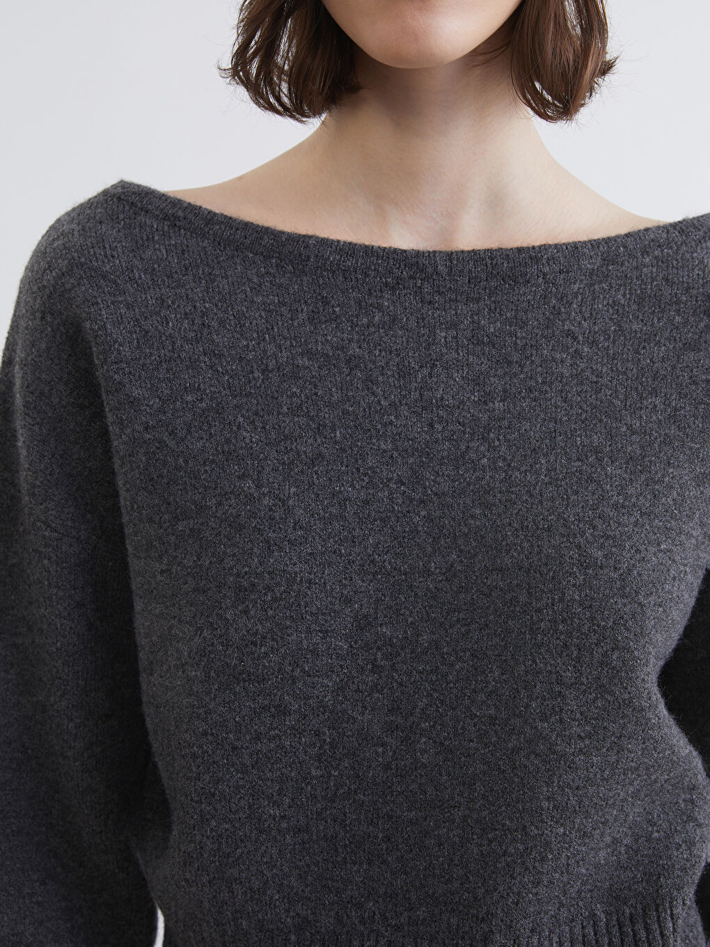 Antrasit Kayık Yaka Kadın Triko Kazak-2