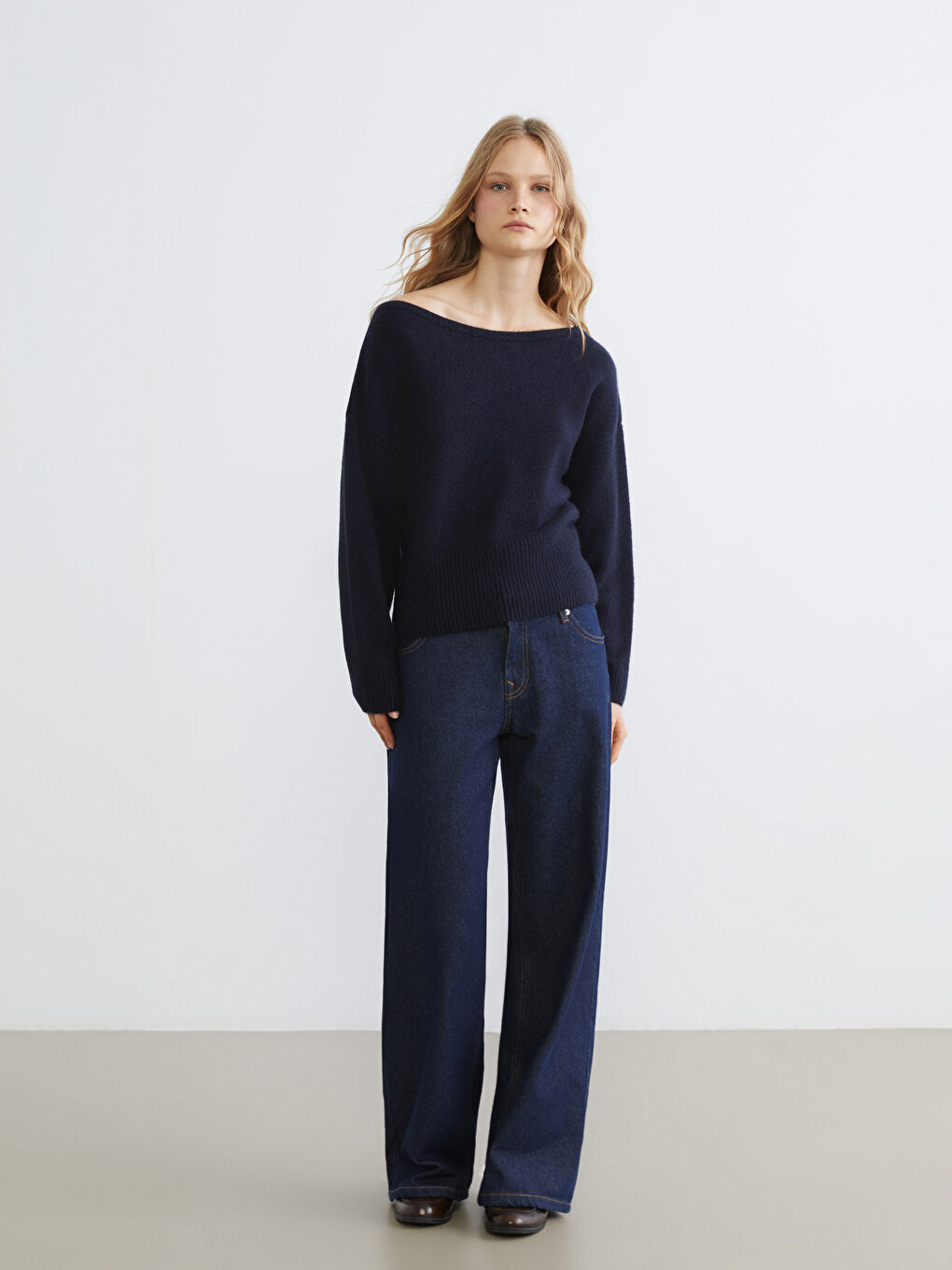 Lacivert Kayık Yaka Kadın Triko Kazak-1