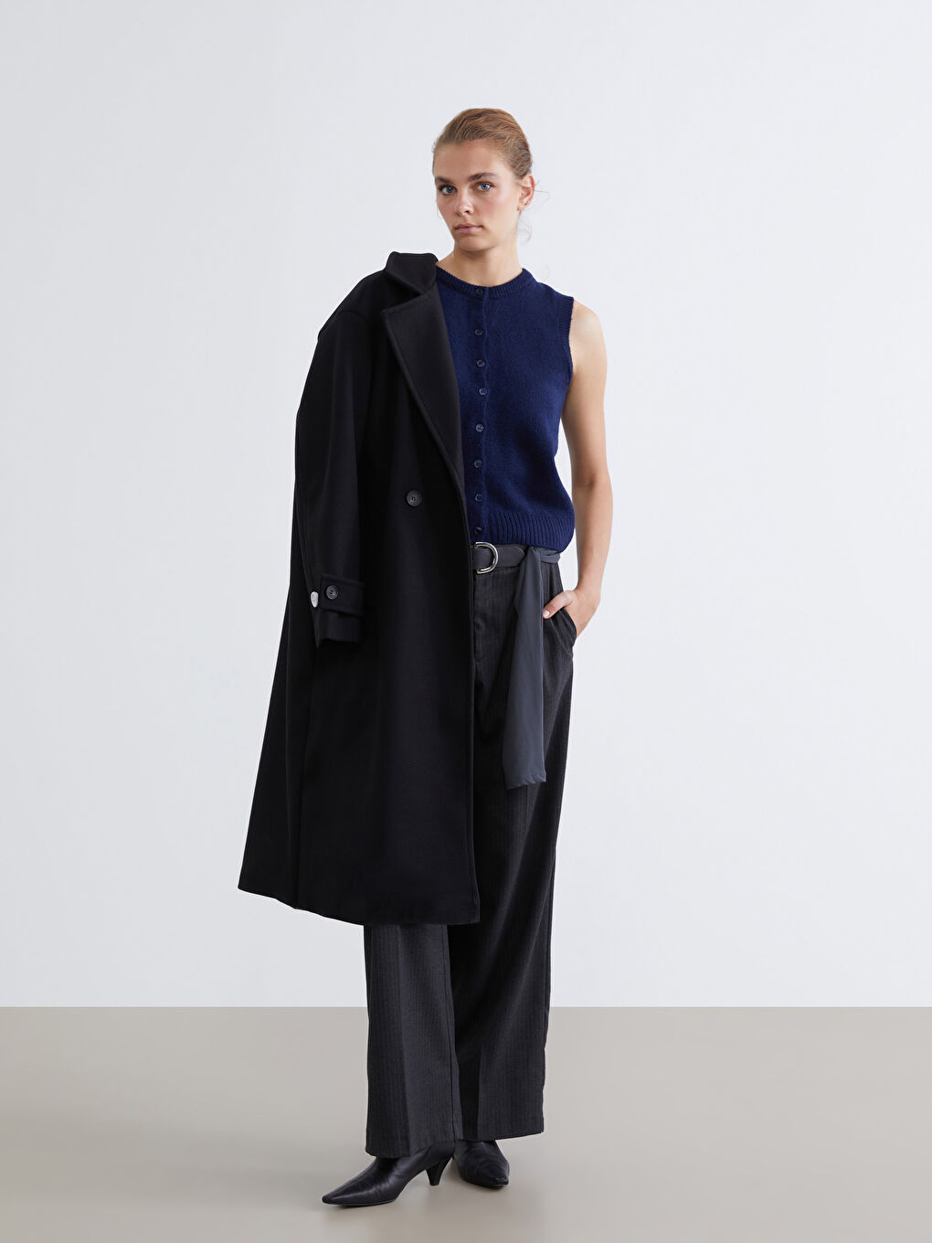 Lacivert Bisiklet Yaka Kadın Triko Yelek-1