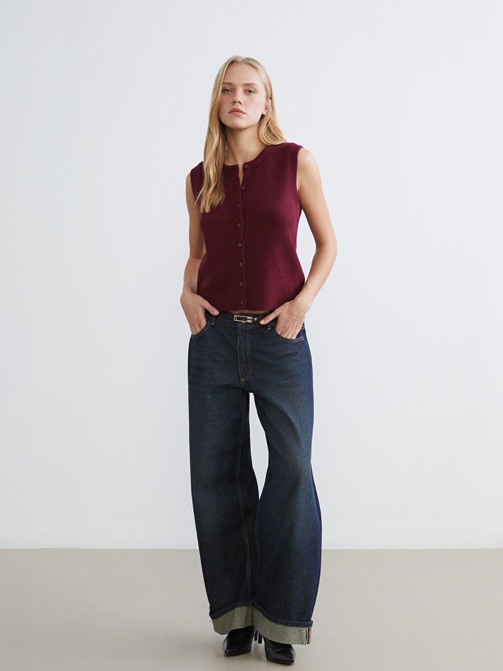 Bordo Bisiklet Yaka Kadın Triko Yelek-1