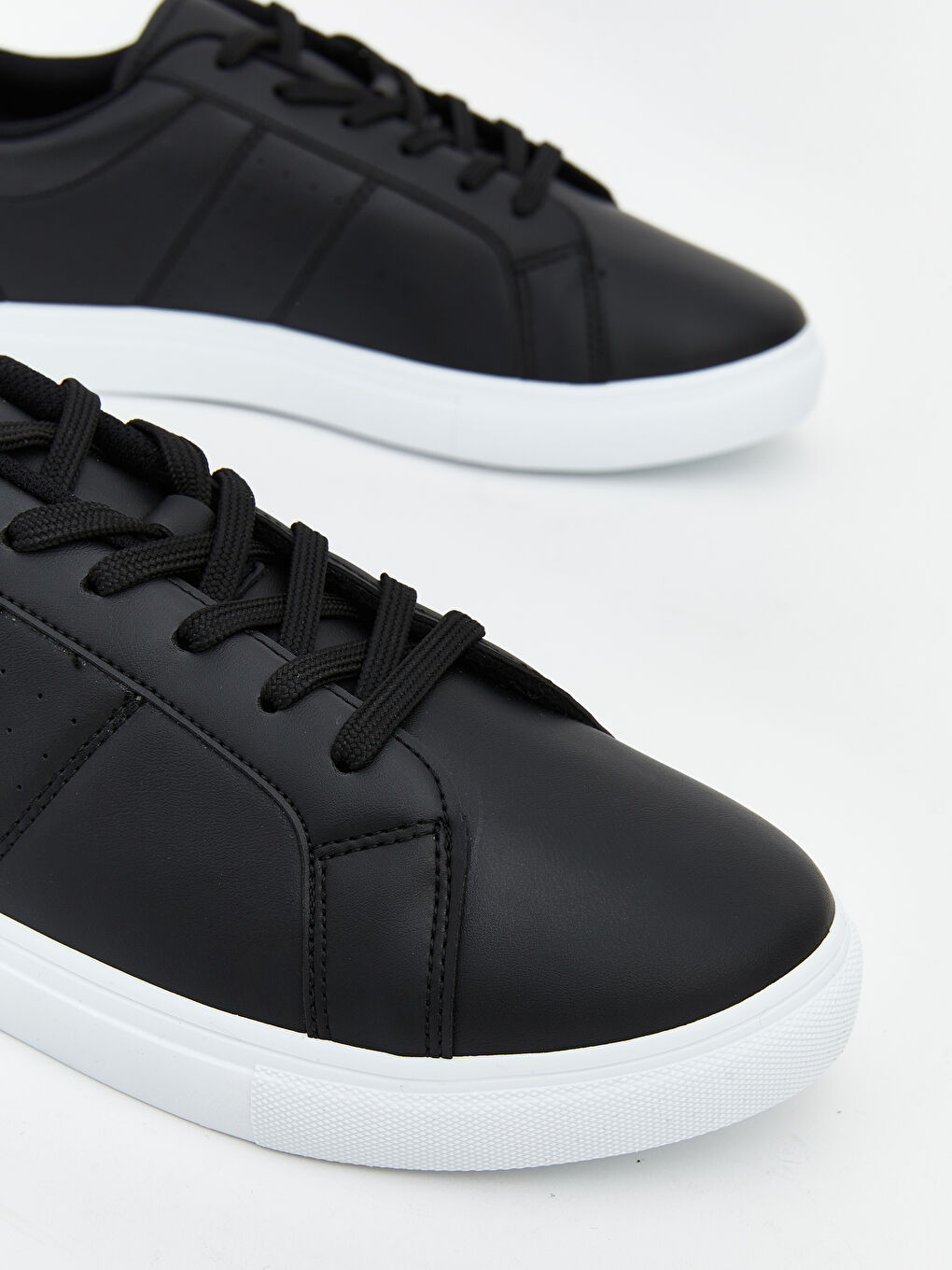 Siyah Bağcıklı Erkek Spor Ayakkabı-2