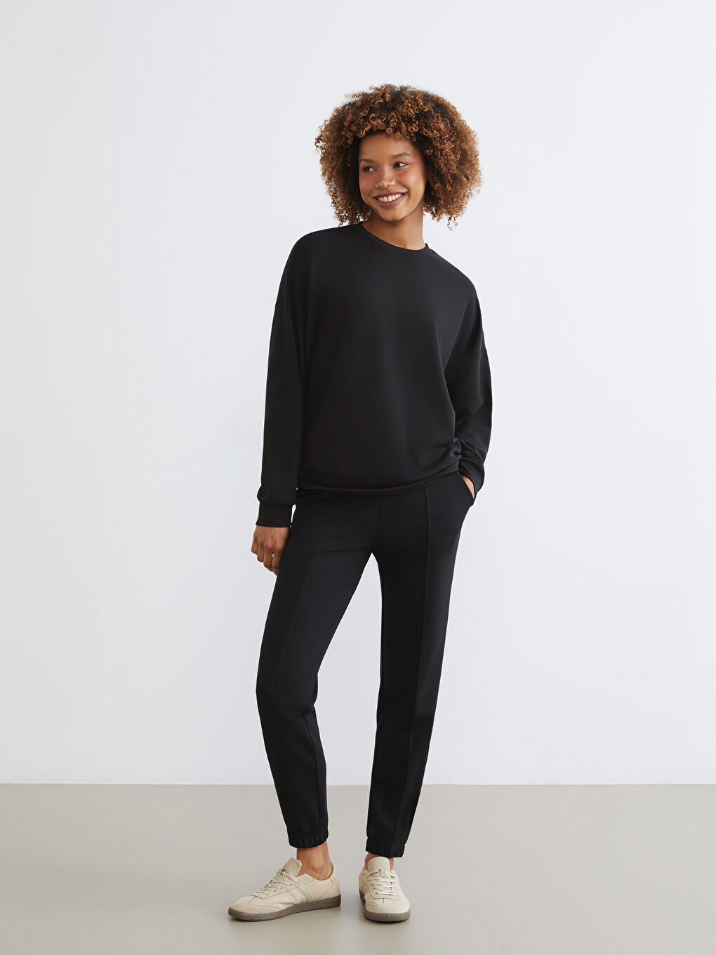 Crew Neck Oversize Women's Thick Sweatshirt-1