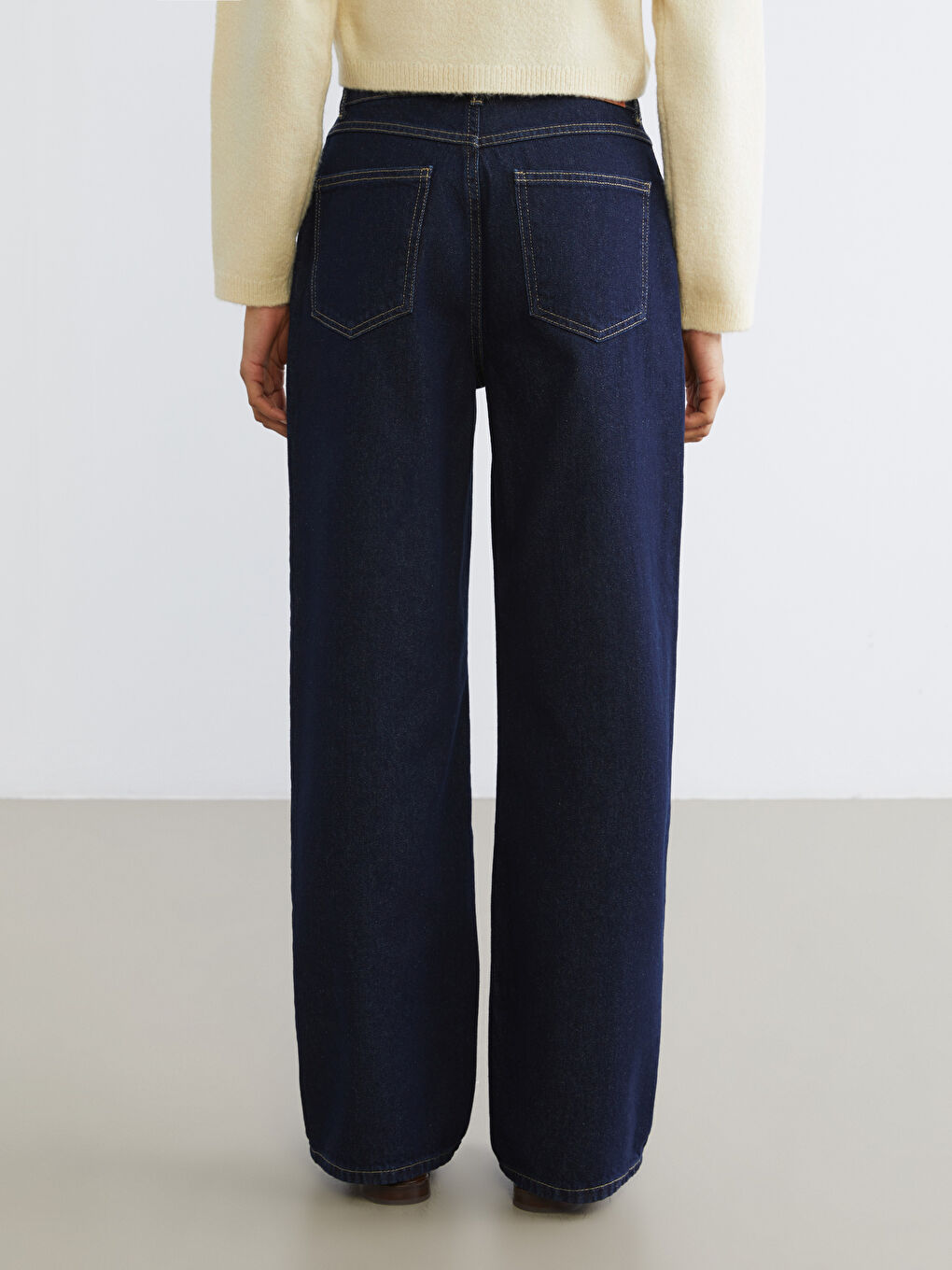 Jeans für Damen mit weitem Bein-3