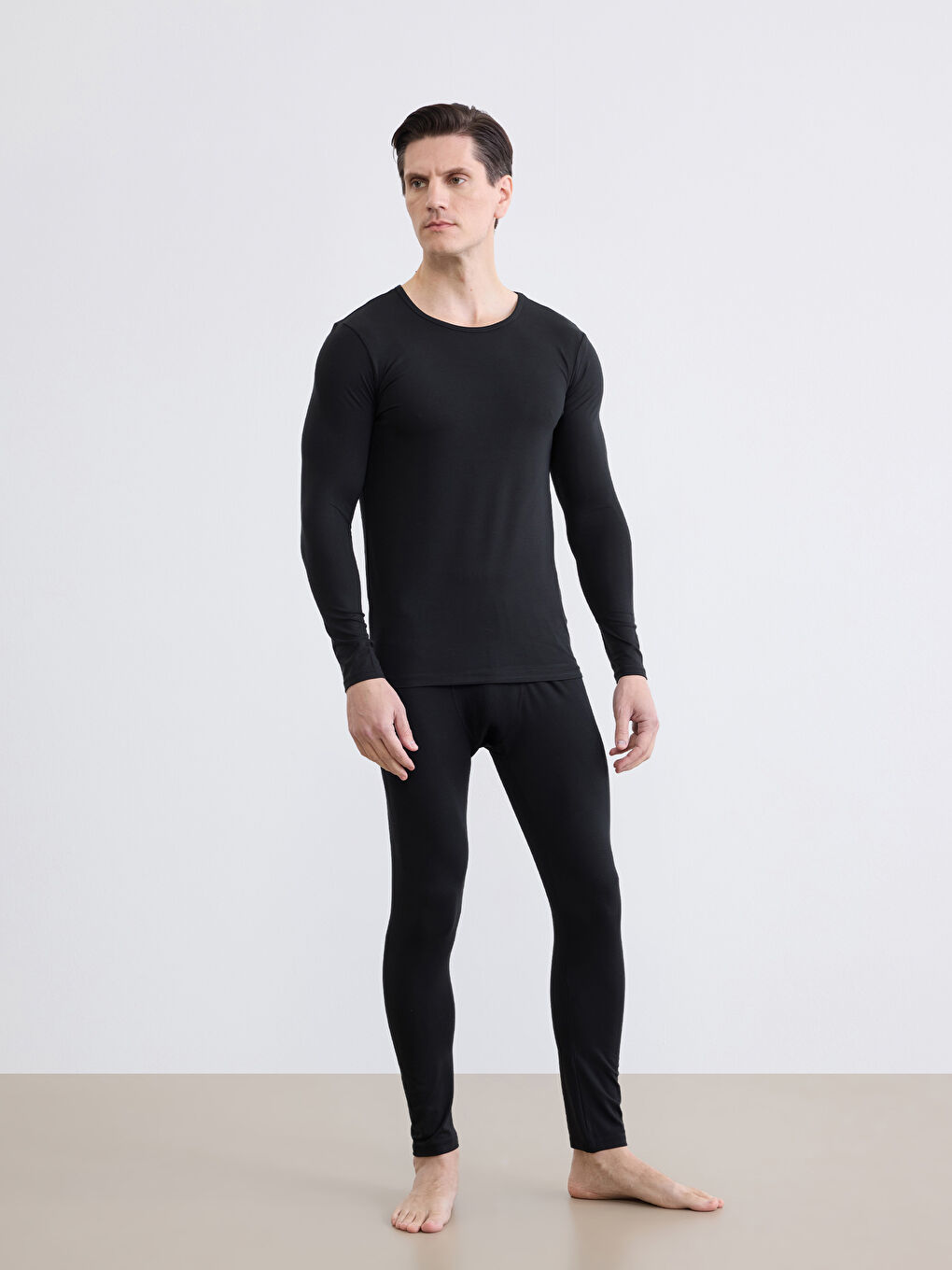 Siyah Bisiklet Yaka Erkek Termal İçlik Üst-1