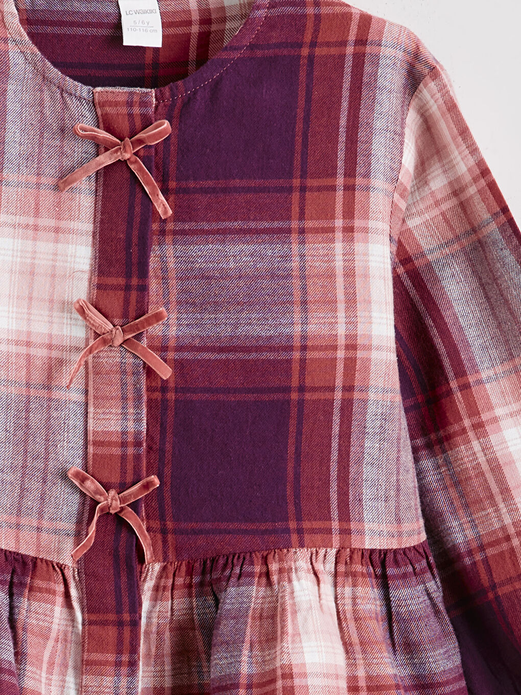 Košulja sa okruglim izrezom i kariranim dezenom za devojčice-2