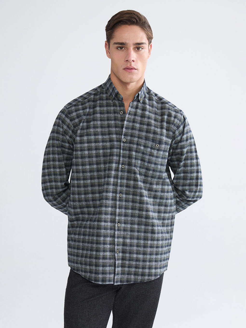 Haki Regular Fit Uzun Kollu Ekose Gabardin Erkek Gömlek