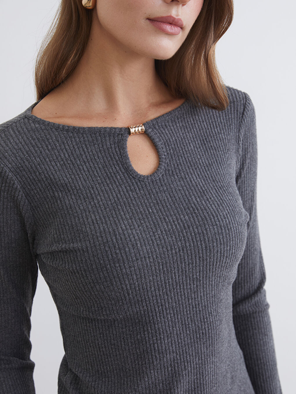 Әйелдерге арналған дөңгелек жағалы рельефті боди-2