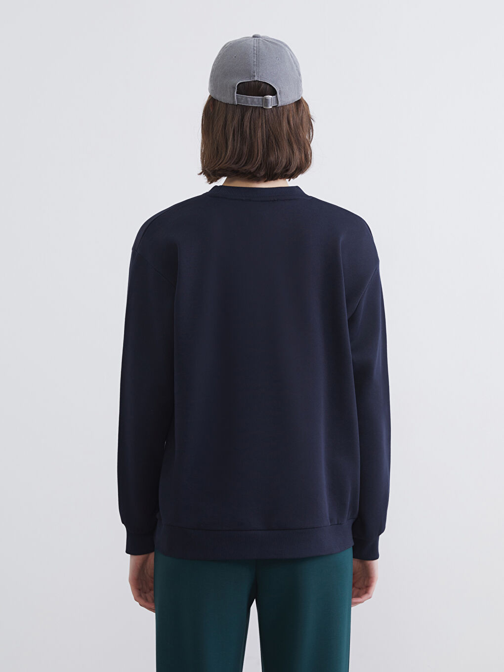 Embroidered Oversize Women's Thick Sweatshirt-3