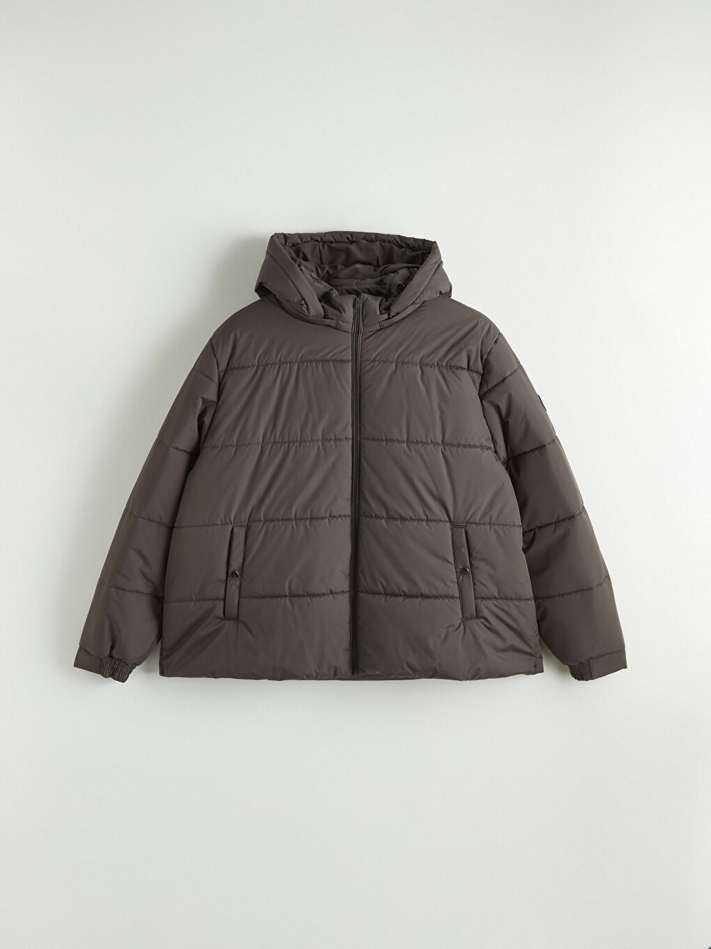 Gri Standart Kalıp Kapüşonlu Erkek Şişme Mont