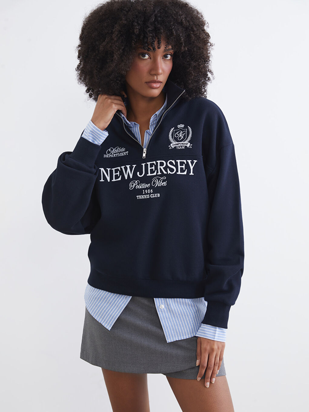 Lacivert New Jersey Nakışlı Oversize Kadın Kalın Sweatshirt