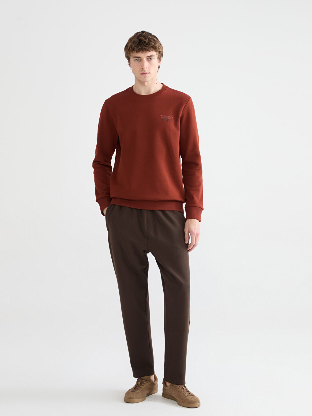 მრგვალი საყელო ნაბეჭდი მამაკაცის სქელი სპორტული მაისური-1