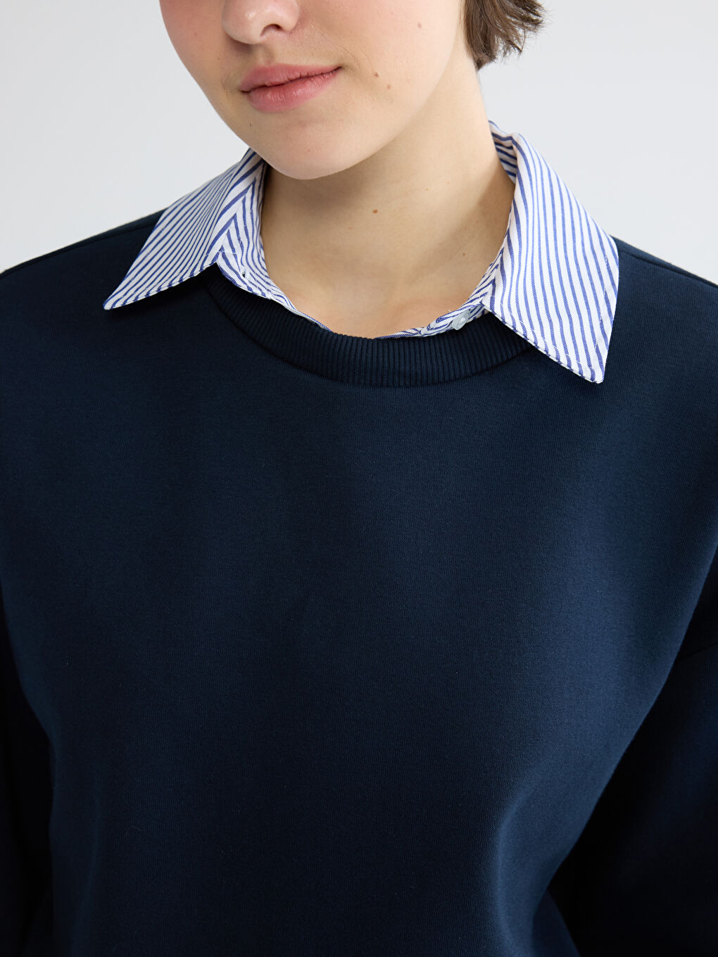 Lacivert Gömlek Yaka Kadın Kalın Sweatshirt-2